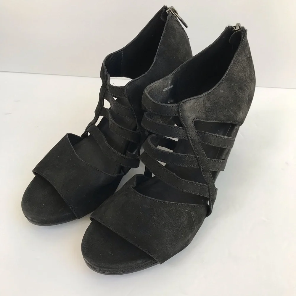 EILEEN FISHER Dewey Black Strappy Cage Wedge Sandals NEW Size 8.5
